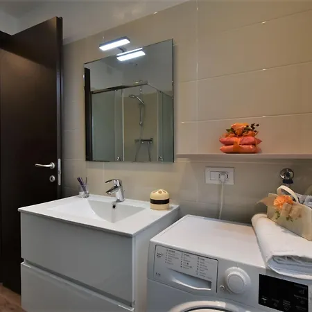 Olmo Garden By Interhome *