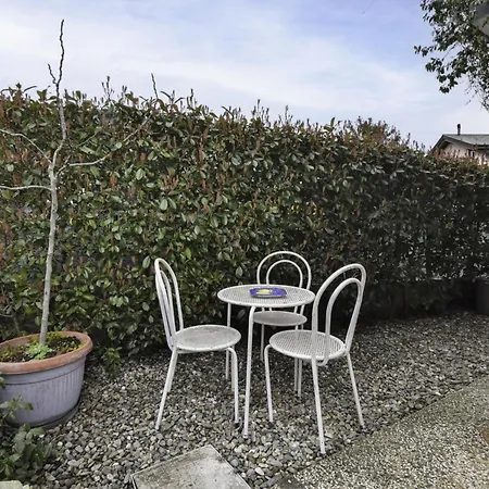 Olmo Garden By Interhome شقة